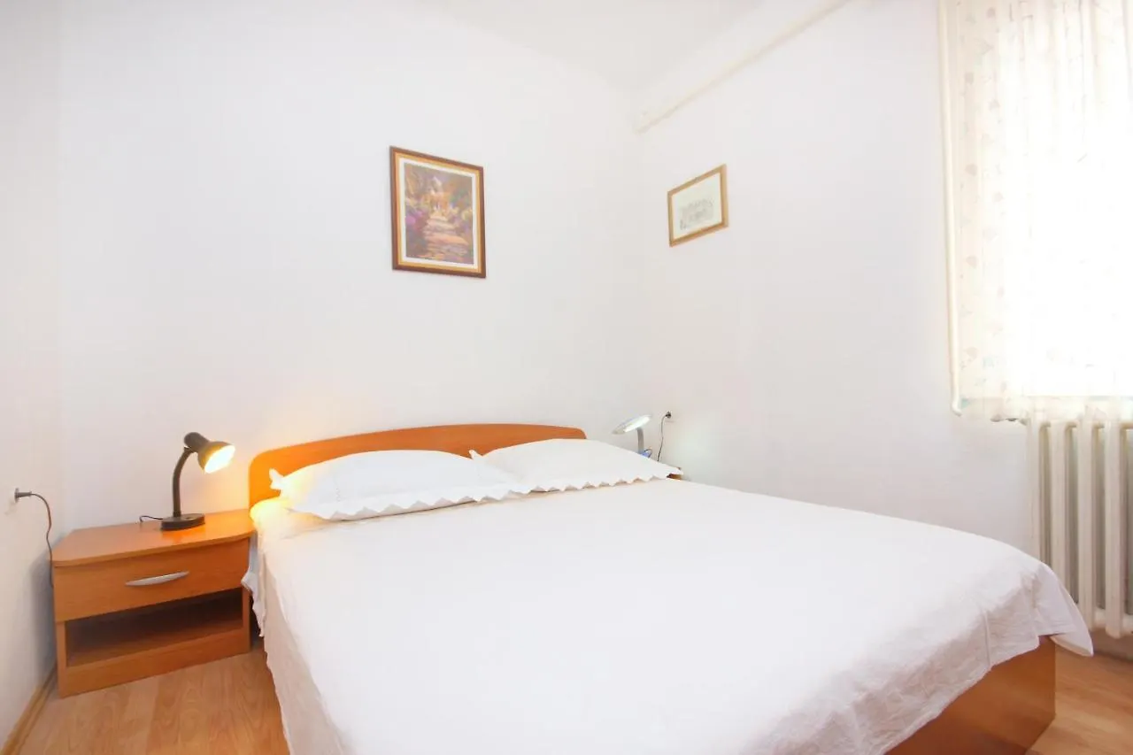 Apartments By The Sea Sali, Dugi Otok - 8193 0*, Sali