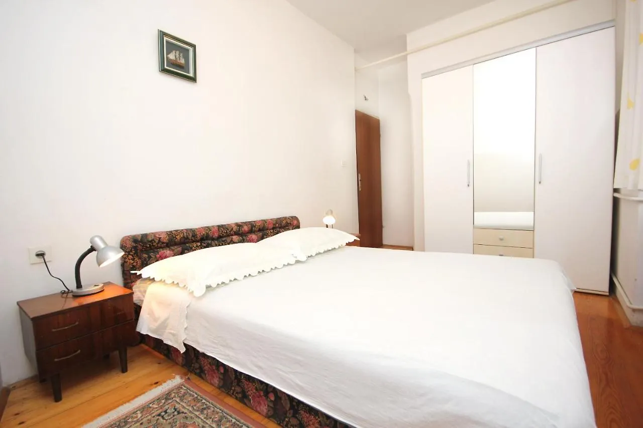 Apartments By The Sea Sali, Dugi Otok - 8193 0*, Sali