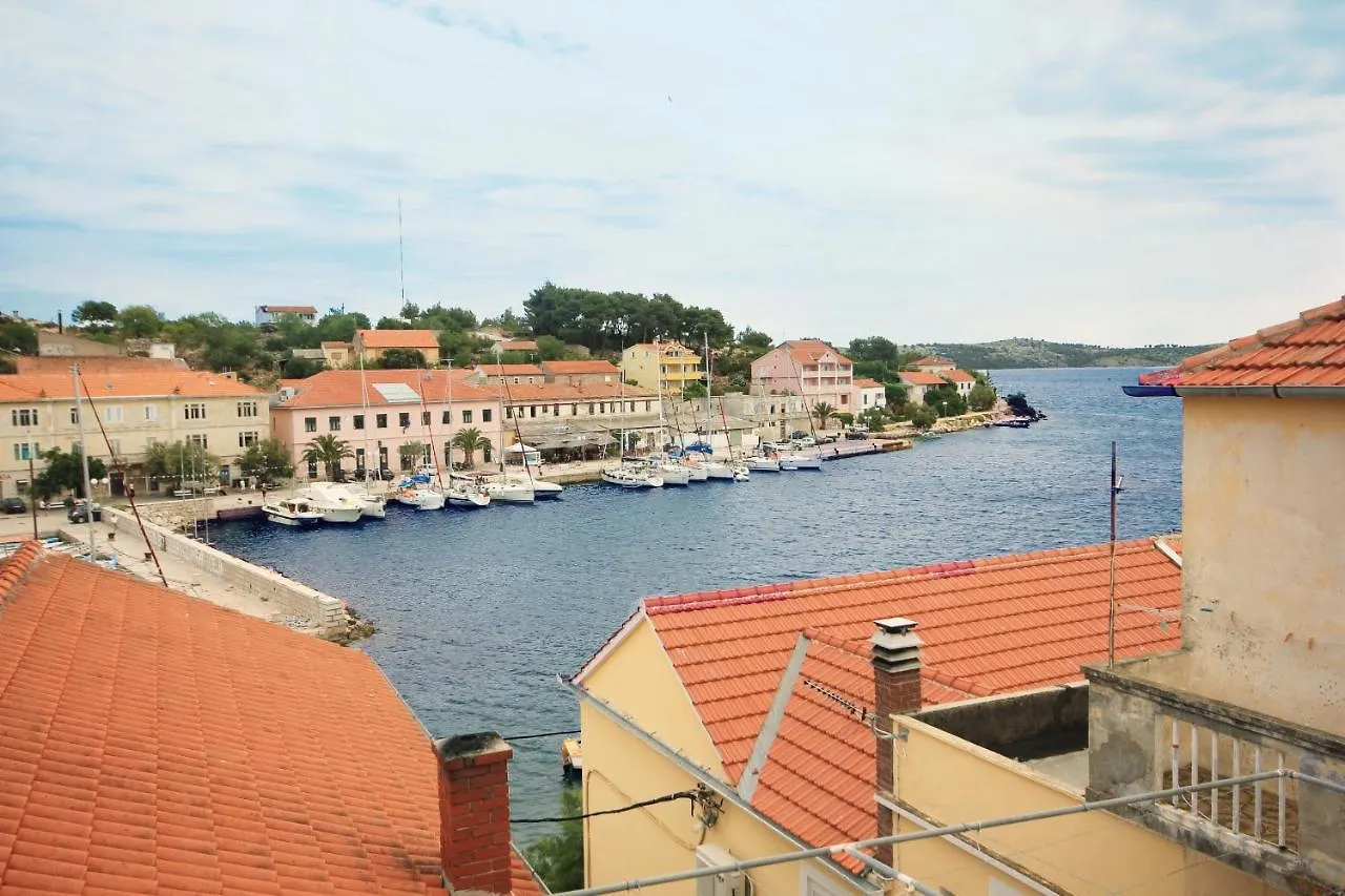 Apartments By The Sea Sali, Dugi Otok - 8193 0*, 萨利 克罗地亚